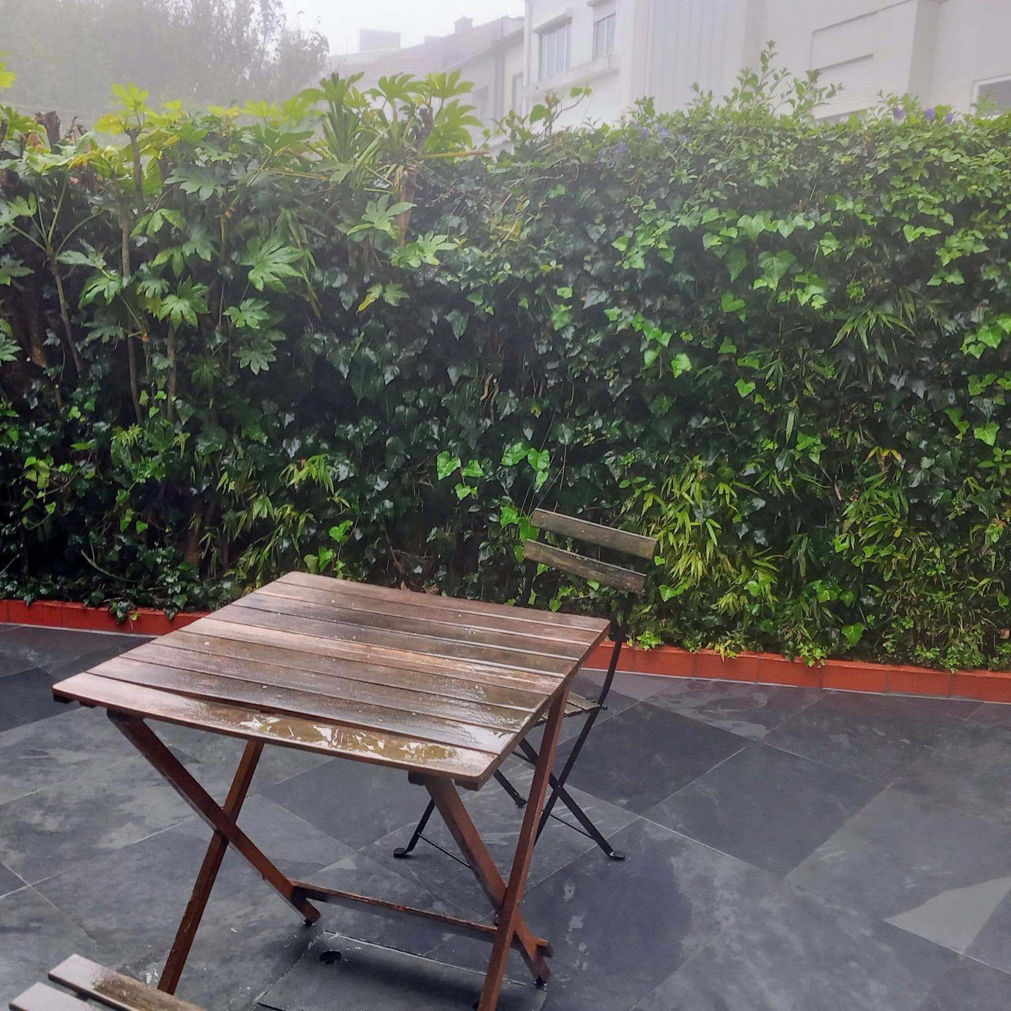 Apartment With Private Garden OOporto Esterno foto