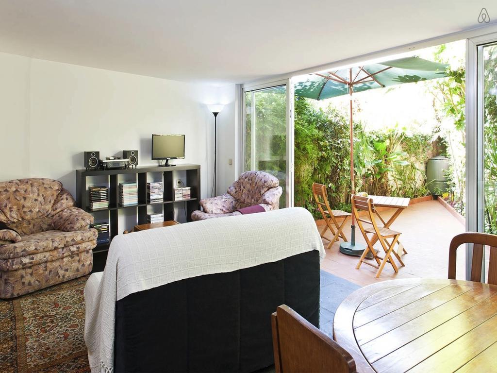 Apartment With Private Garden OOporto Esterno foto